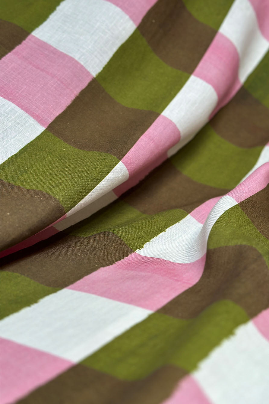 'Gingham' Linen Tablecloth in Rose Pink with Avocado Green Trim