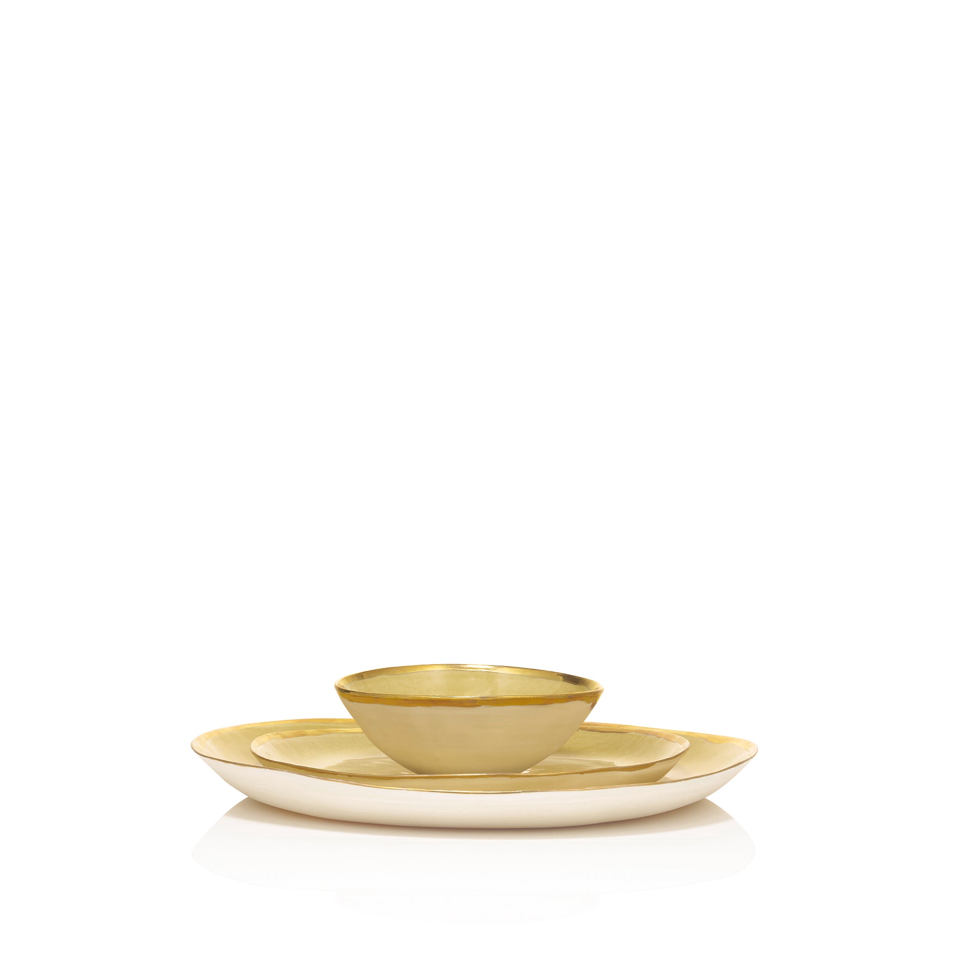 Porcelain Dinner Plate With a Thin Gold Rim in Mustard, 28cm