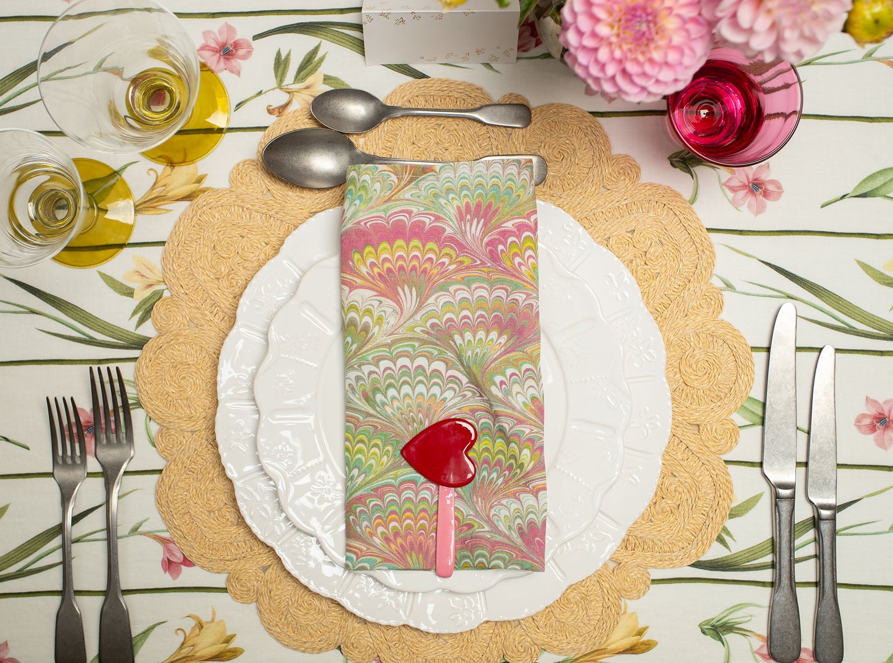 S&B Red Heart Pink Napkin Clip