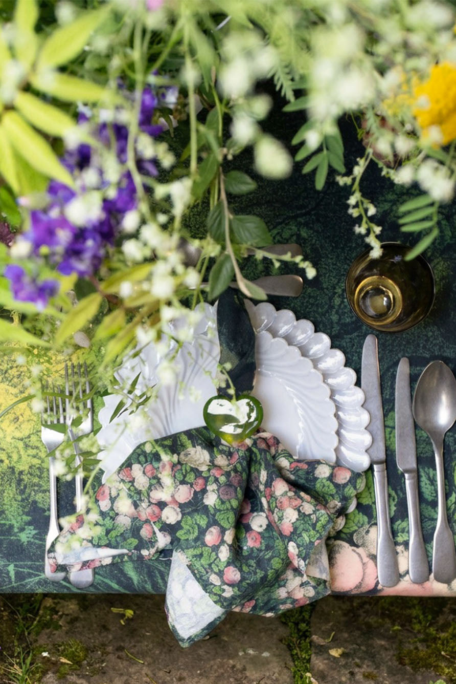 S&B x John Derian 'Sleeping Beauty' Linen Tablecloth