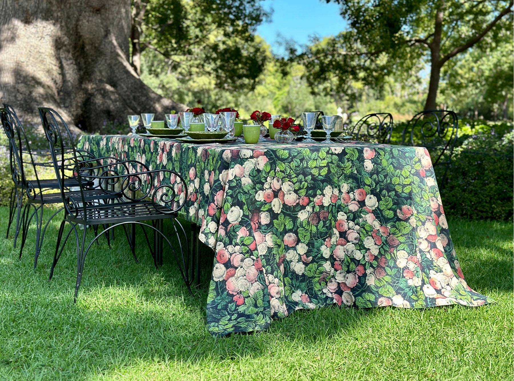 S&B x John Derian 'Sleeping Beauty' Linen Tablecloth