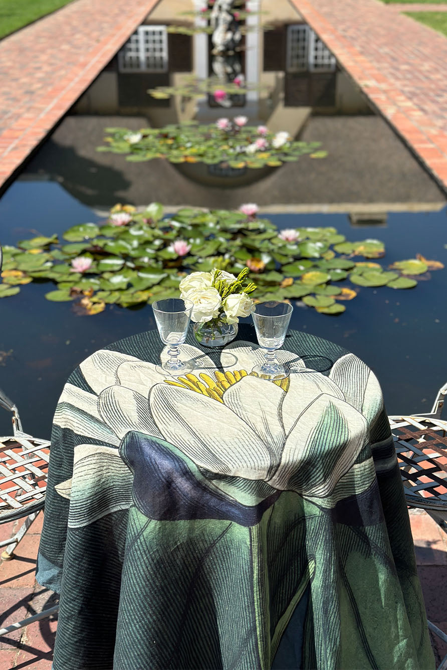 S&B x John Derian 'Water Lily' Round Occasional Linen Tablecloth, 165cm