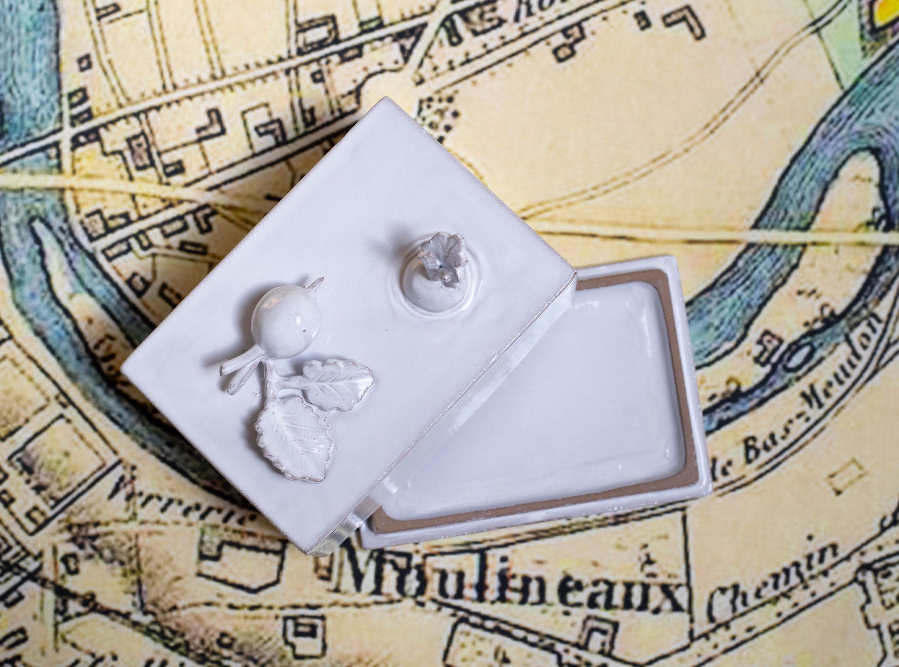 White Ceramic Radish Rectangular Butter Dish by Astier de Villatte, 13cm