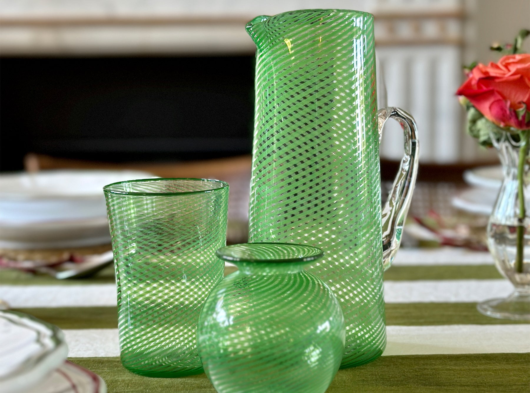Handblown Green Filigrana Small Bud Vase 8cm