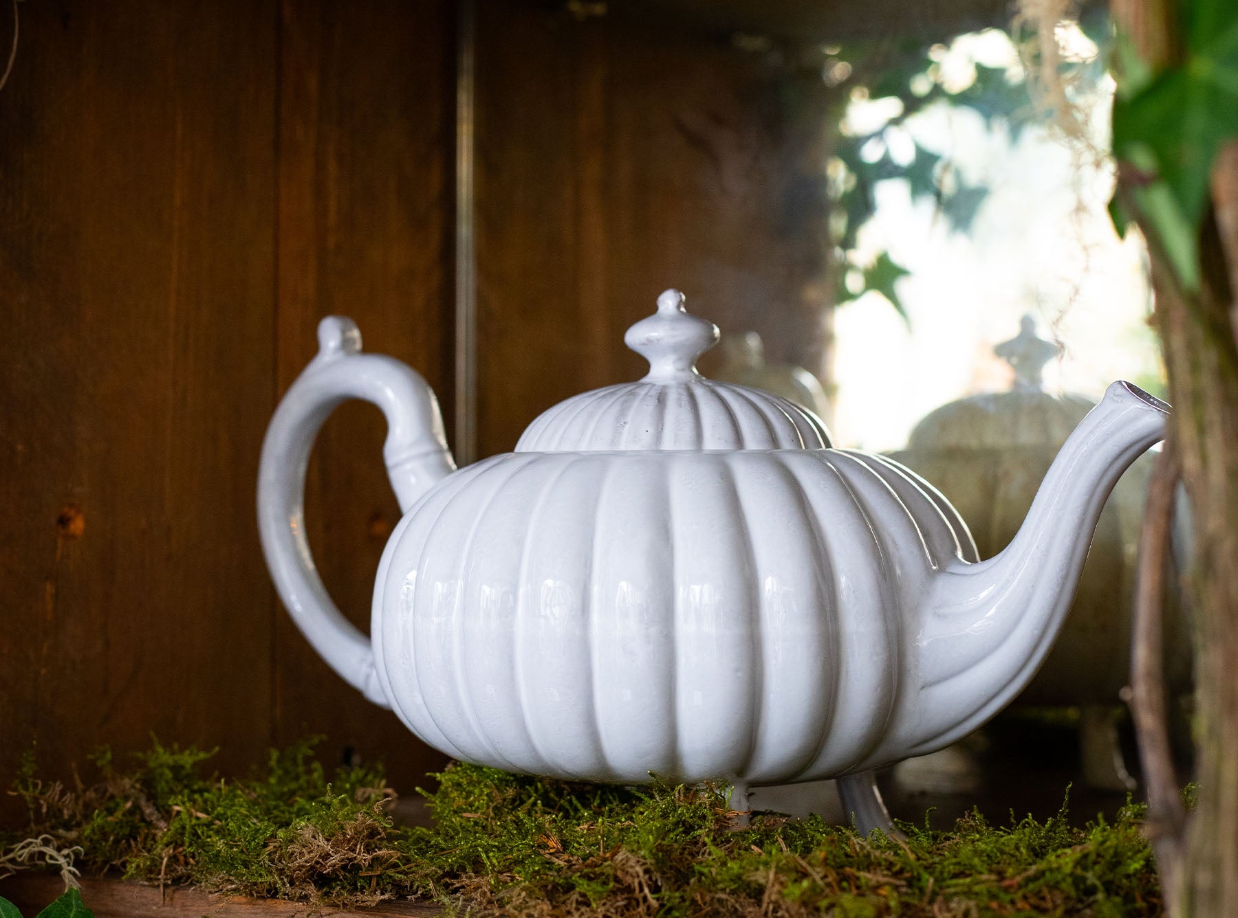 Cinderella Tea Pot by Astier de Villatte, 11cm