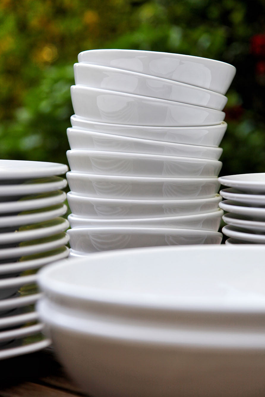 S&B Classic White Serving Bowl