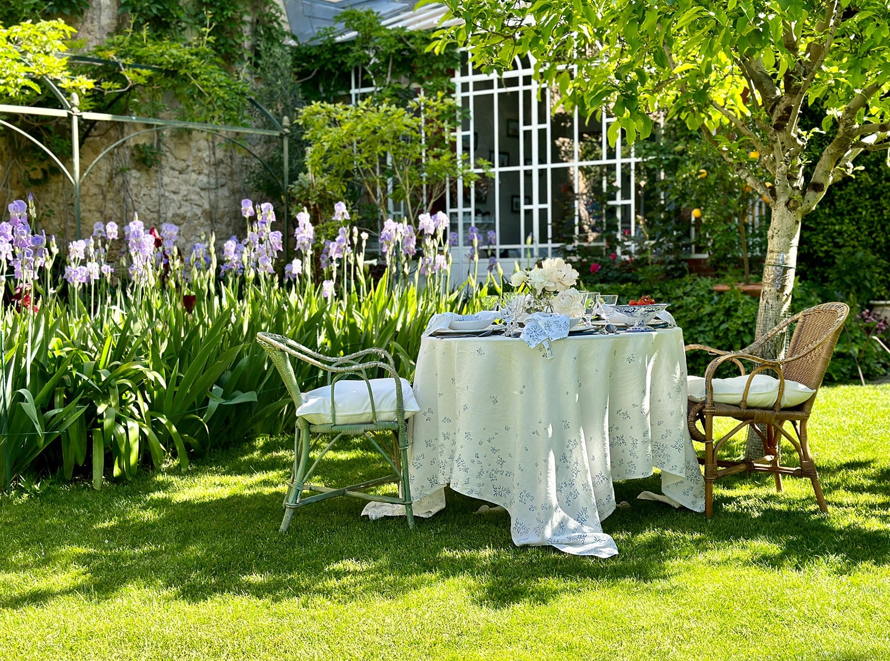Bernadette's Falling Flower Square Linen Tablecloth in Light Blue, 200cm x 200cm