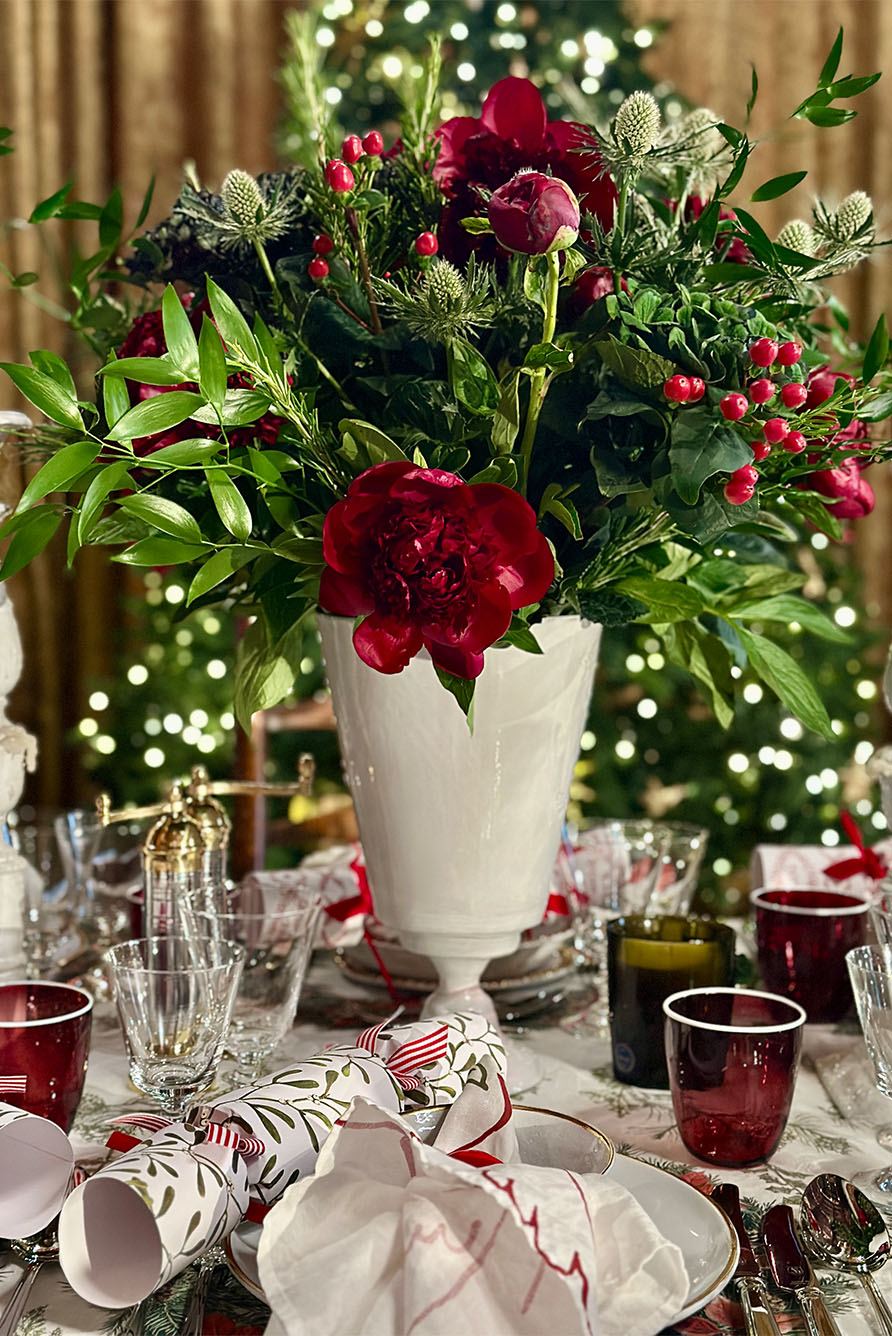 'Garland' Linen Tablecloth