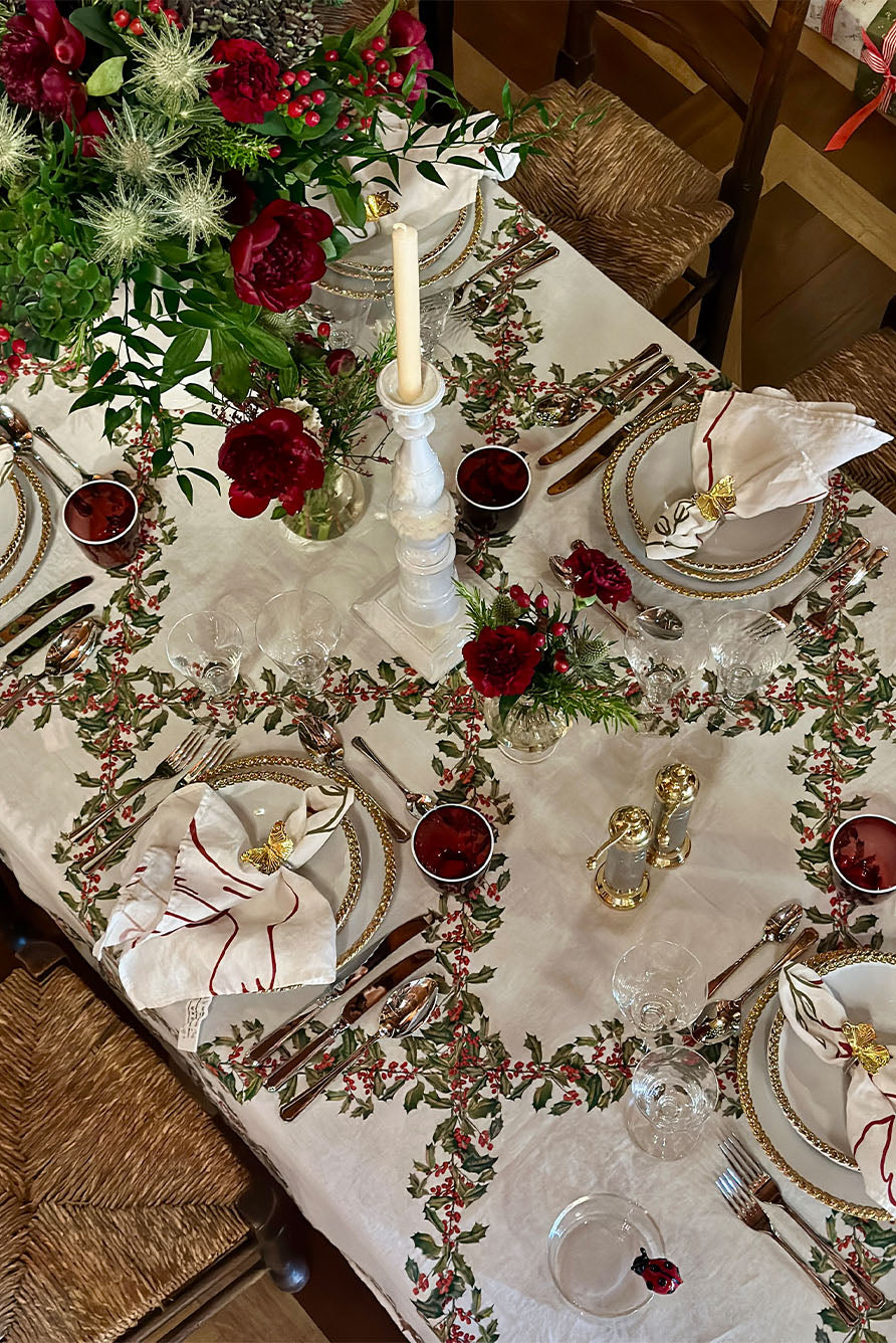 'Holly' Linen Tablecloth