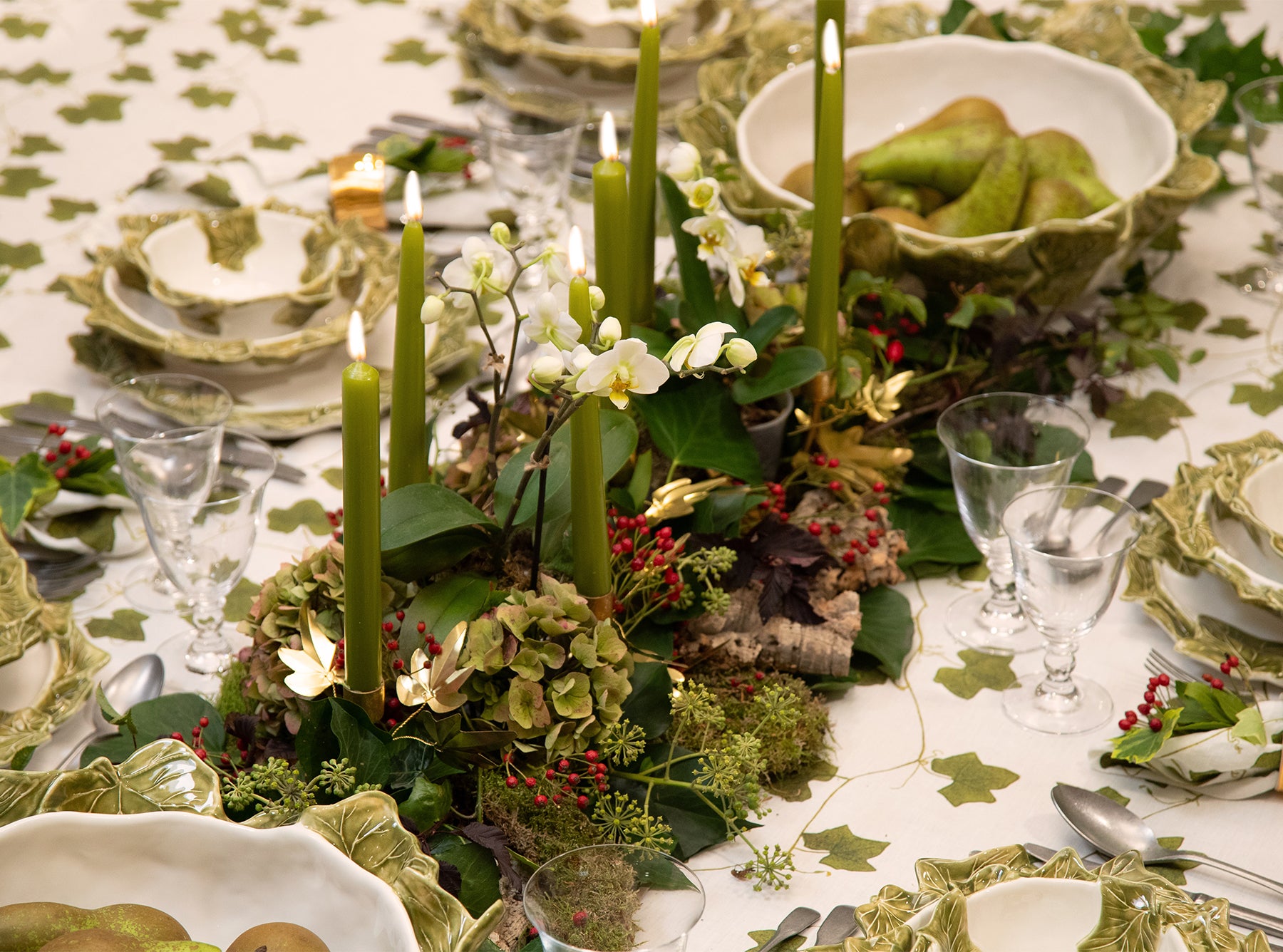 'Ivy' Linen Tablecloth