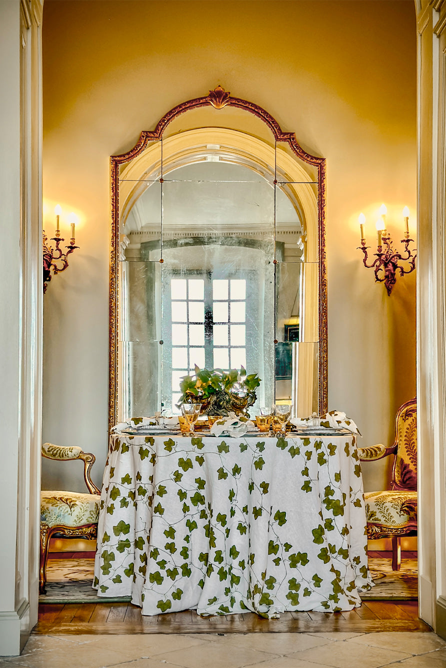 'Ivy' Round Linen Tablecloth, 260cm