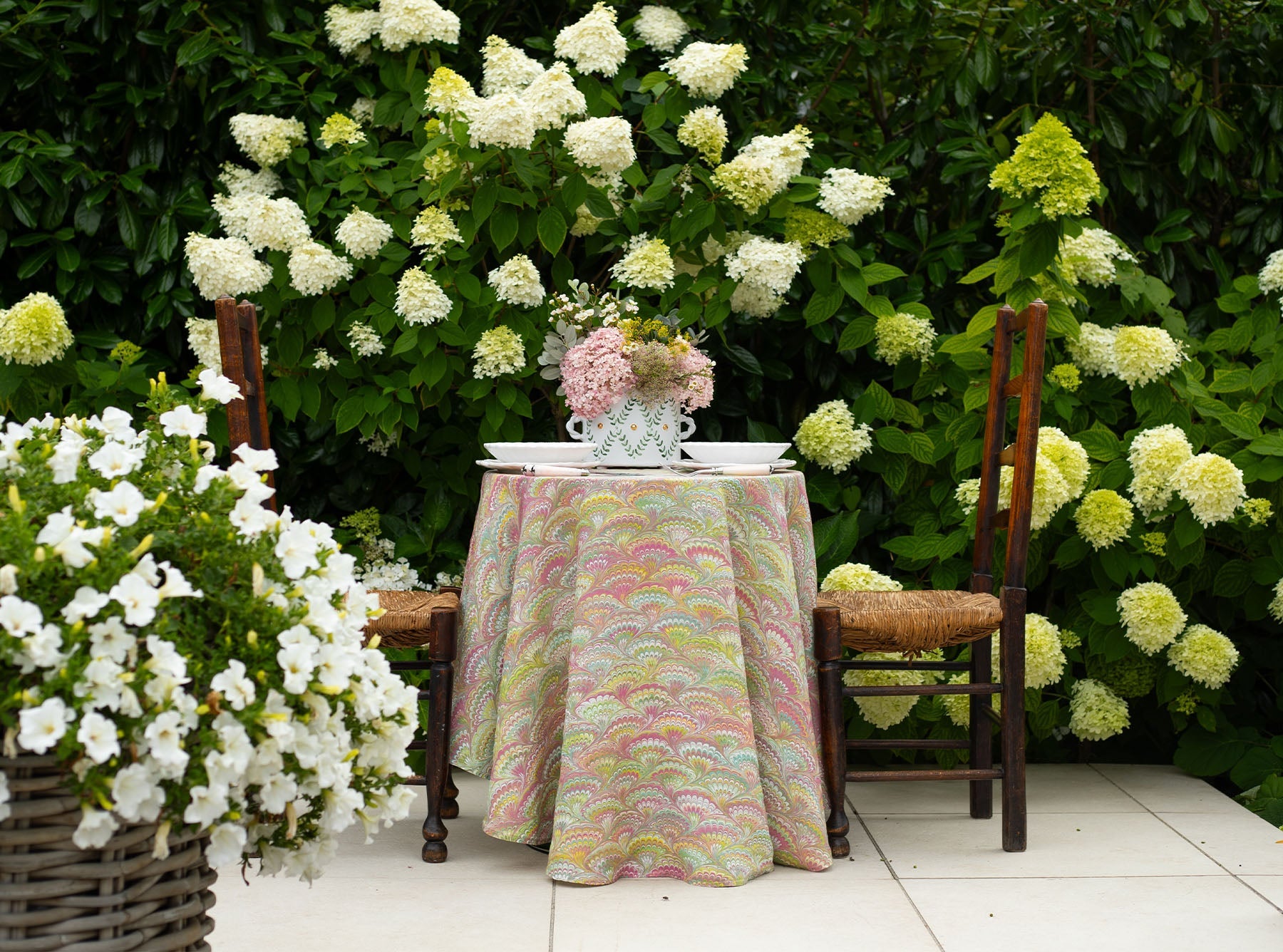 'Marble Fan' Round Occasional Linen Tablecloth, 165cm