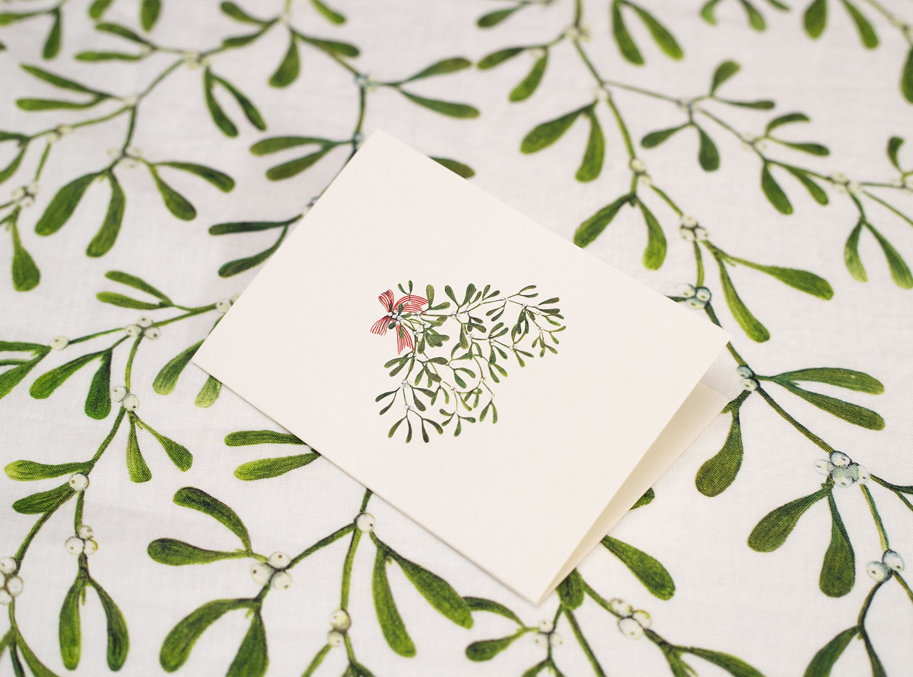 'Mistletoe' Greeting Card, 15cm x 10cm (A6)