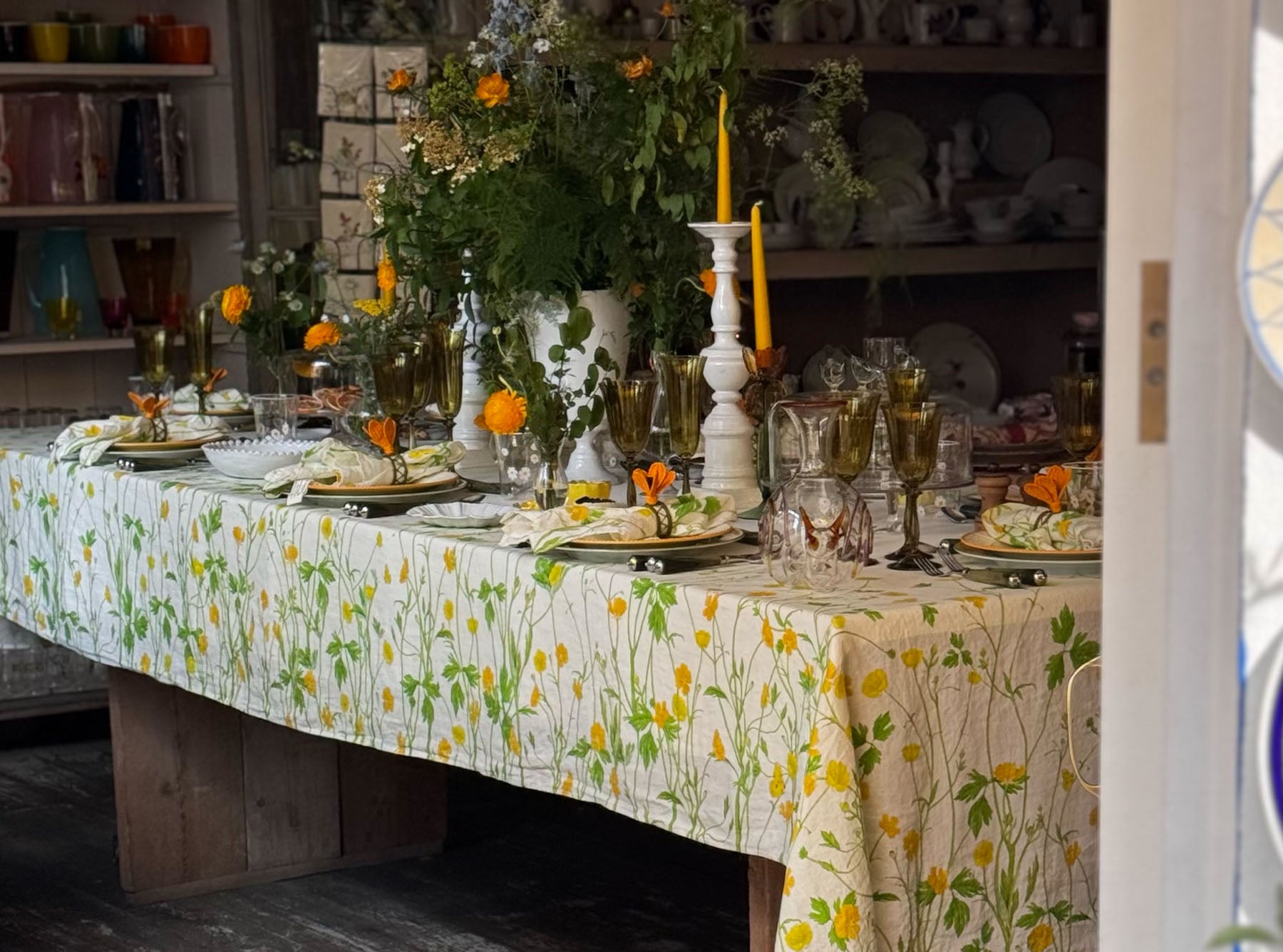 'Buttercup' Linen Tablecloth