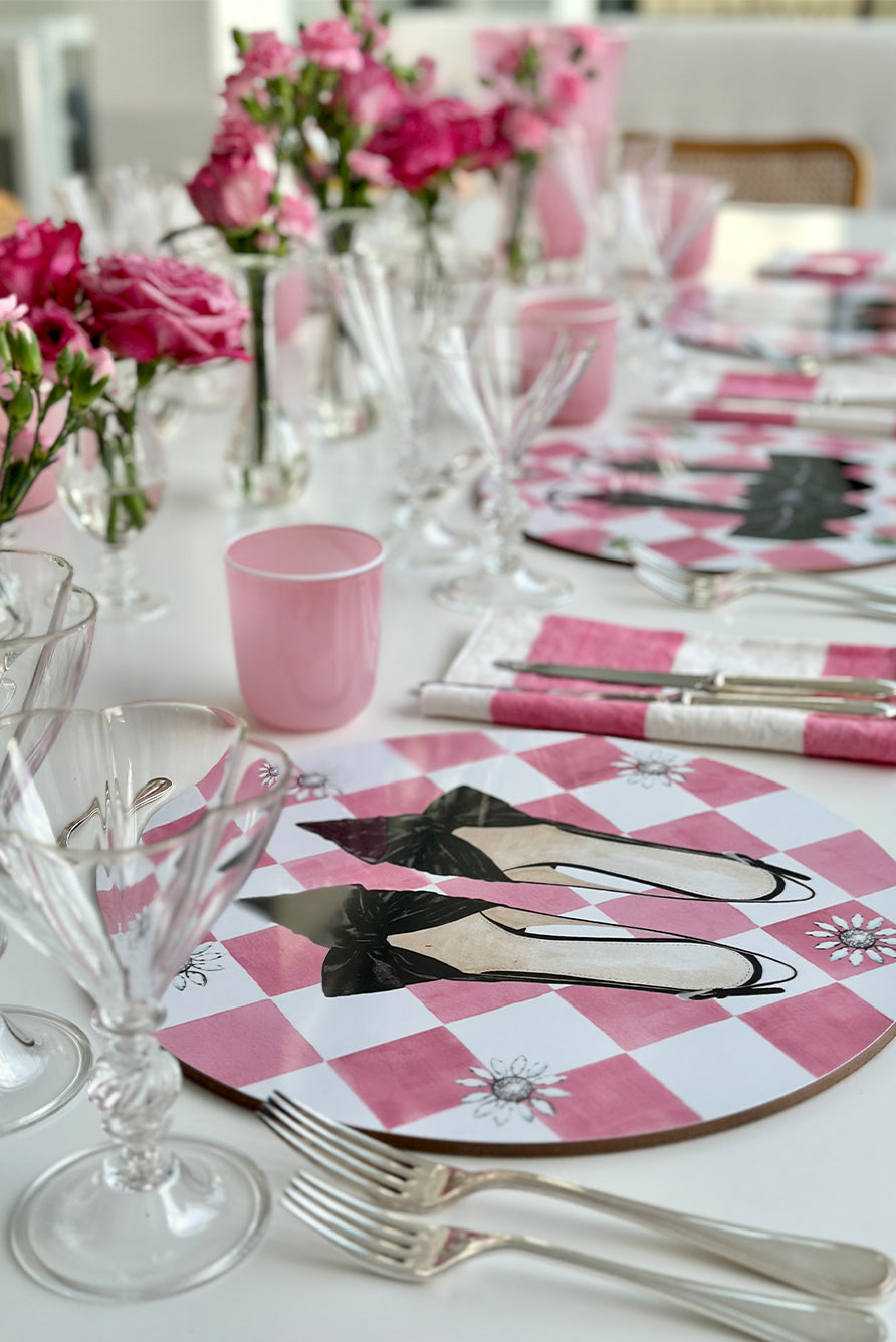 Set of 6 Shoe Check & Crystal Round Cork-Backed Placemats in Rose Pink