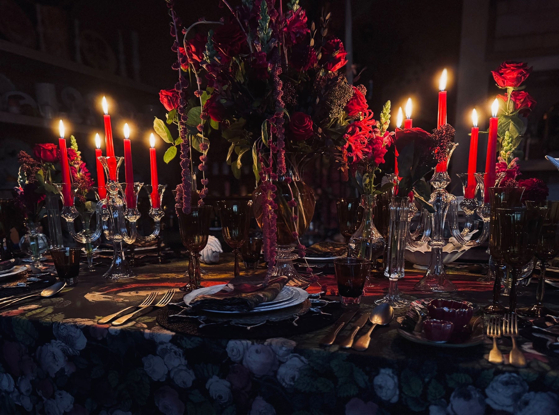 S&B x John Derian 'Sleeping Beauty' Linen Tablecloth