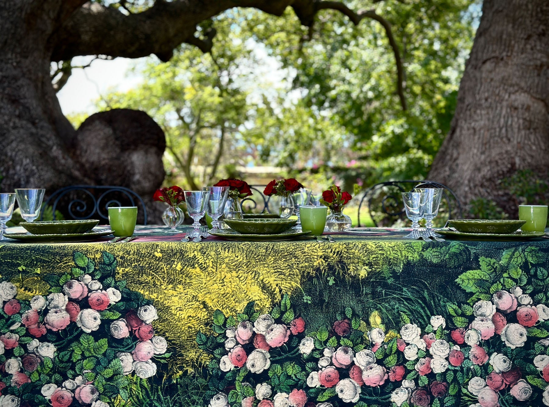 S&B x John Derian 'Sleeping Beauty' Linen Tablecloth