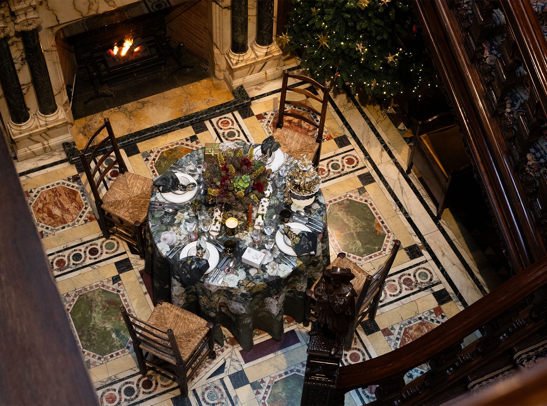 'Still Life 1815' Round Linen Tablecloth, 260cm