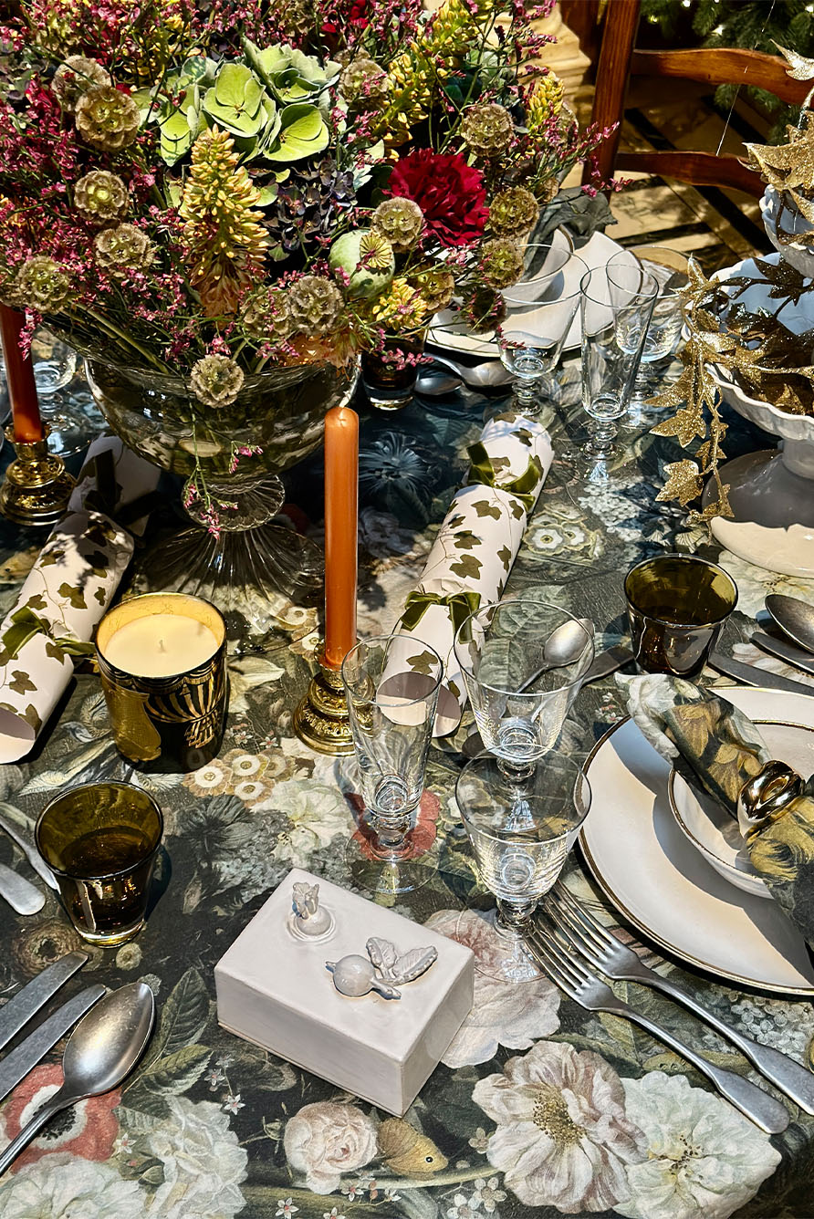 'Still Life 1815' Round Linen Tablecloth, 260cm