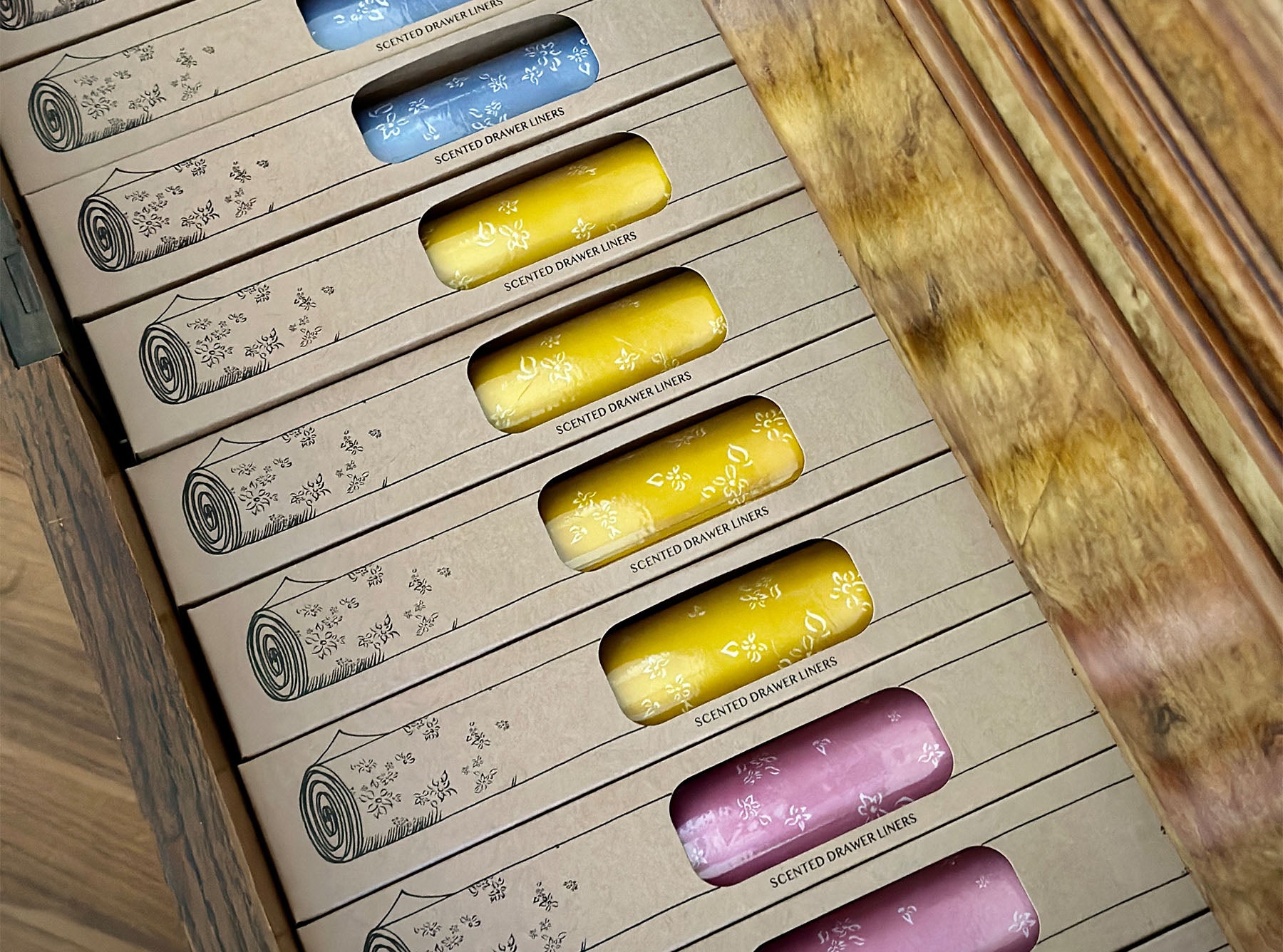 S&B Bergamot & Orange Scented Drawer Liners in Yellow, 5 Sheets, 50x35cm