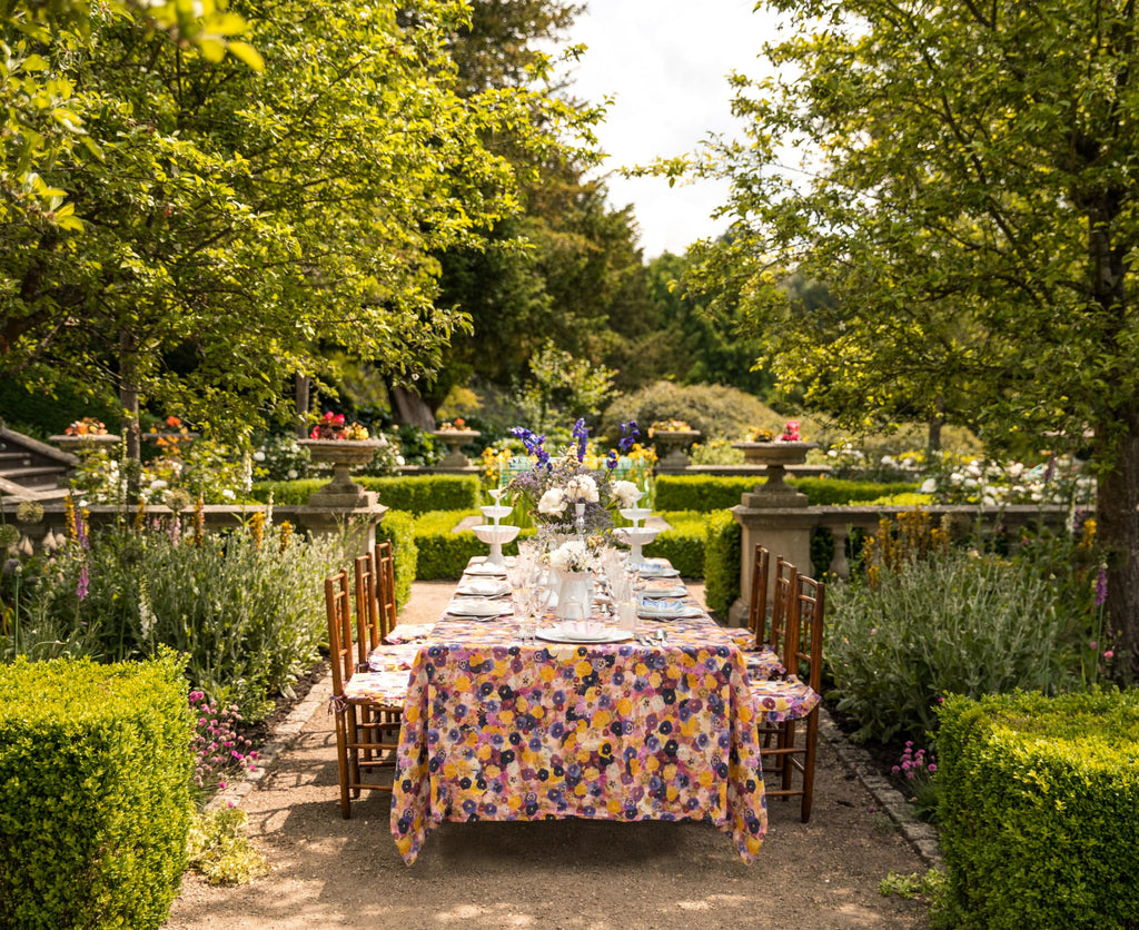 'Le Marché aux Fleurs' Linen Napkin in Multicolours, 50x50cm