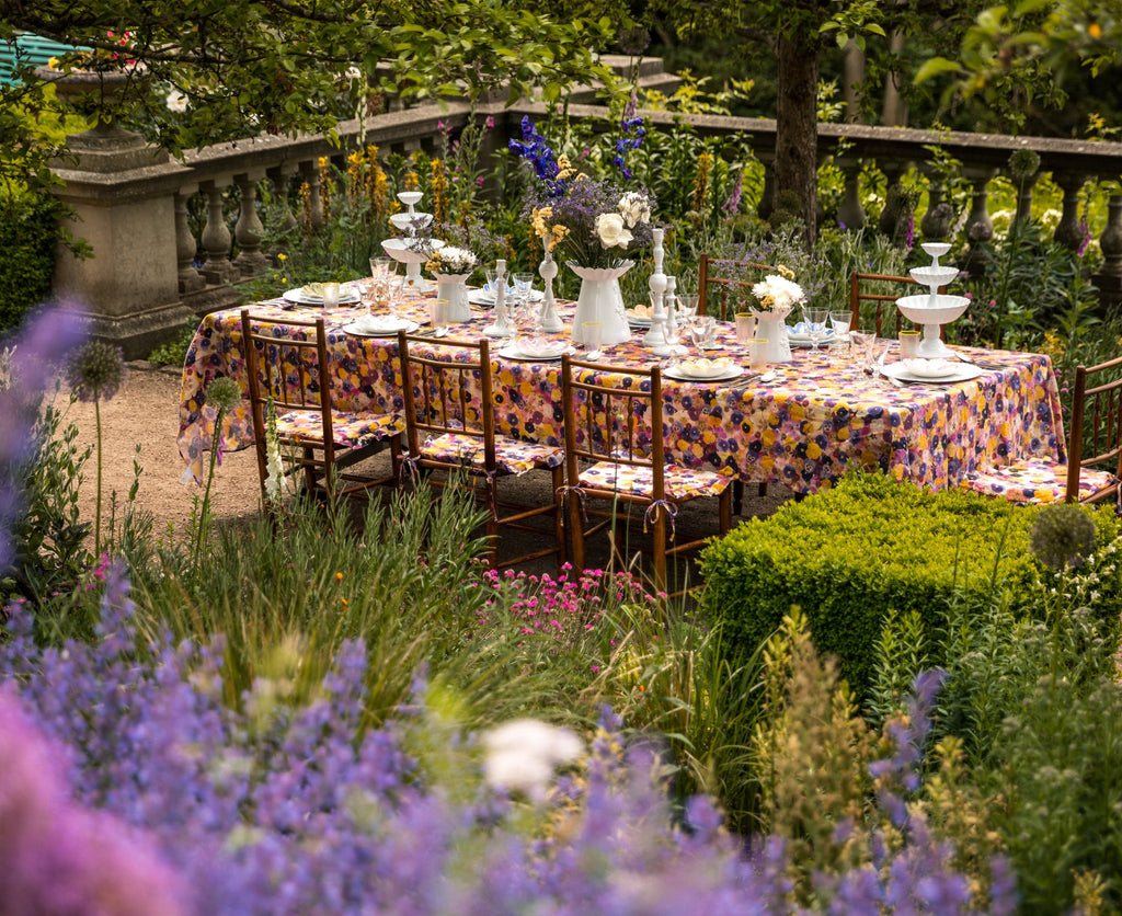 'Le Marché aux Fleurs' Linen Napkin in Multicolours, 50x50cm