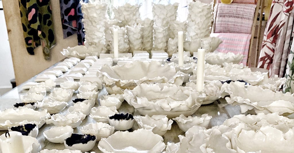 HB Jagged Bowl with Gold Egg, 7cm - ASSORTED