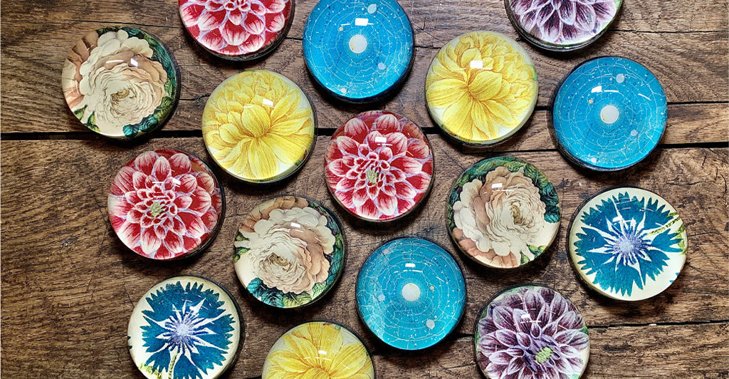 John Derian 'Dark Pink Dahlia' Paperweight, 9cm