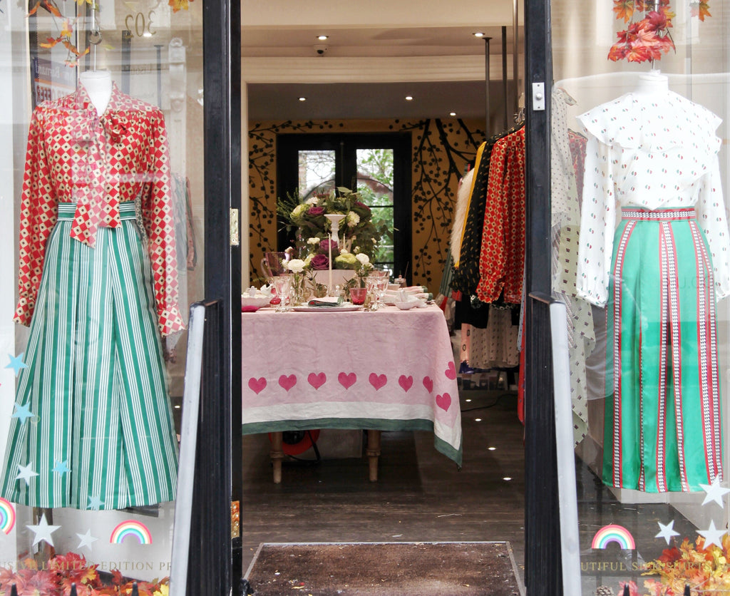 Summerill & Bishop x Lisou Heart Linen Napkin in Petal Pink and Forest Green, 50x50cm