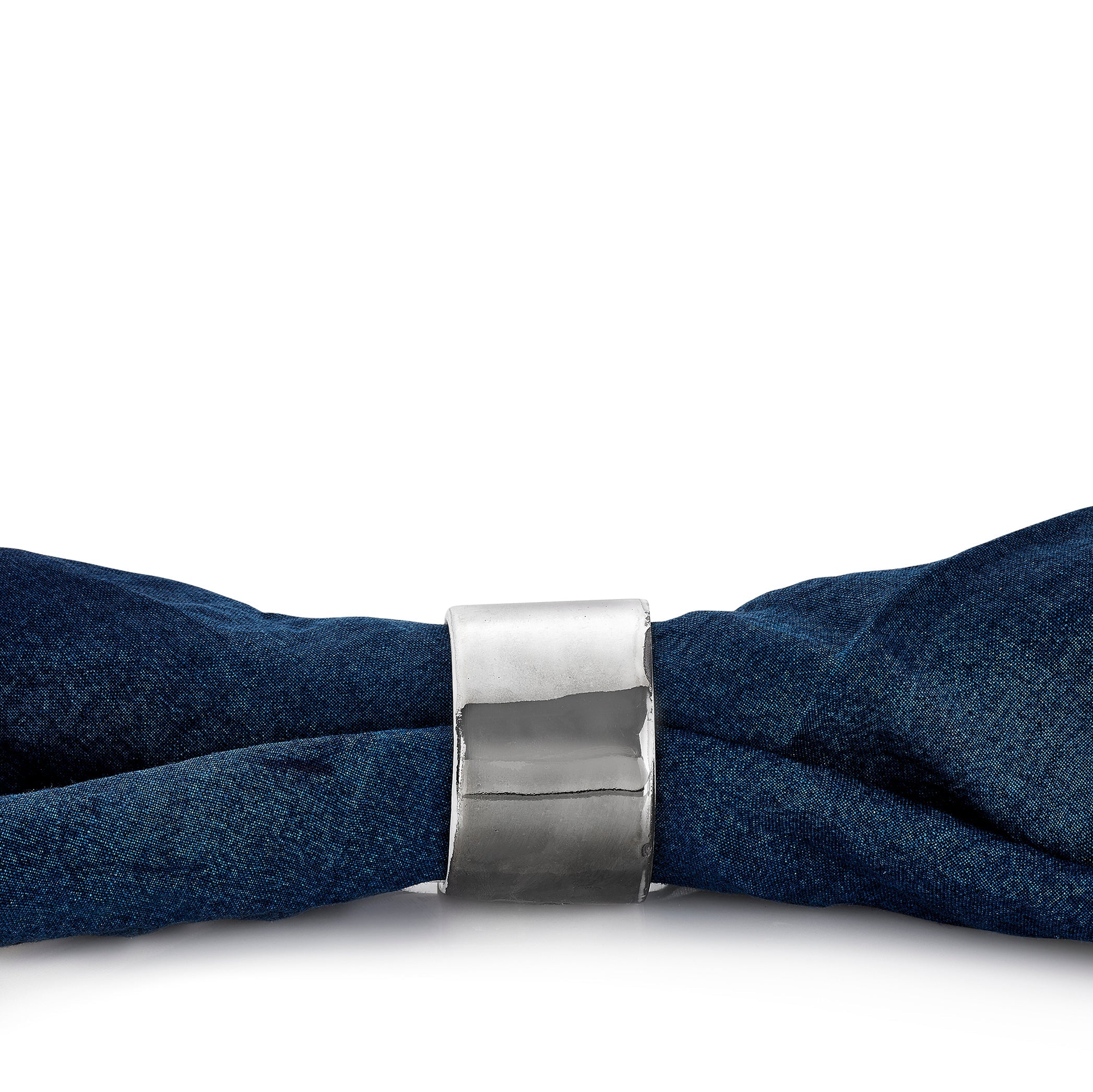 Porcelain Napkin Ring in Silver Glaze